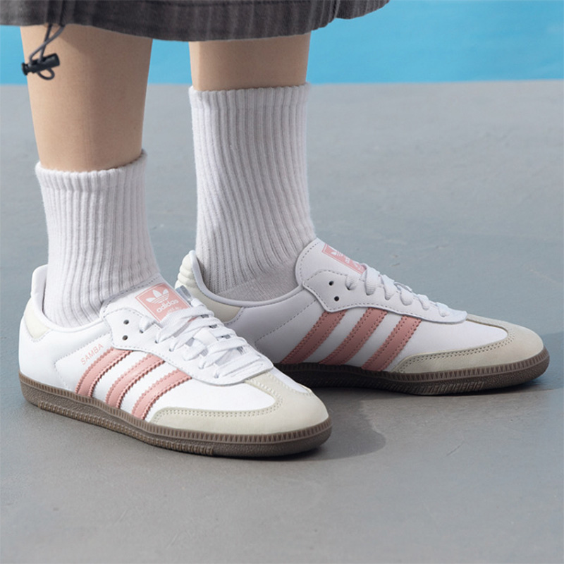 アディダス正規品 SAMBA OG レディース レトロでスタ - Adidas Shoes Samba のレビューと価格